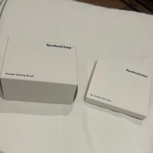 SpoiledChild Pocket Styling Brush and No Crease Hair Clips Set - White